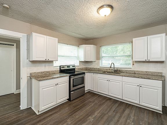 4th image of 1313 E 29th Ave