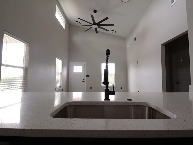 3602 Ottawa Dr — Photo 5