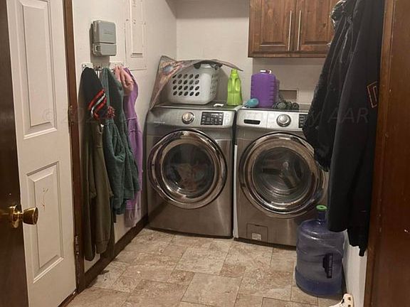 5th image of 517 Pine Ave