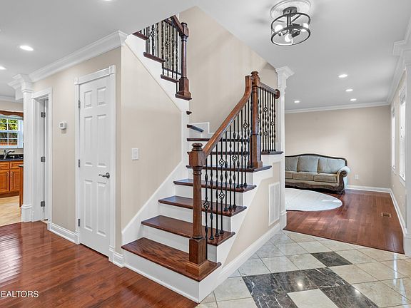 5th image of 11321 Birch Springs Dr