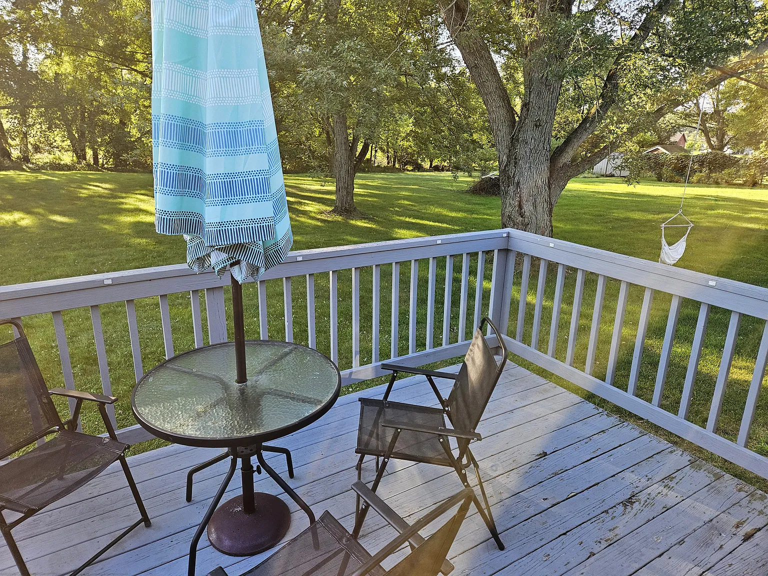 2 bed, 1200 sqft, $1,050 — Photo 3