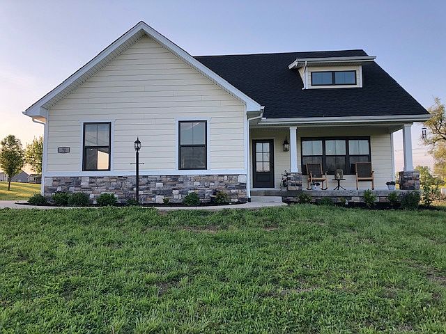 1st image of 70 Maddox Ave
