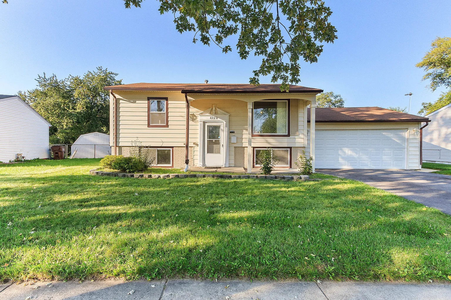 4224 Birchwood Rd photo 1