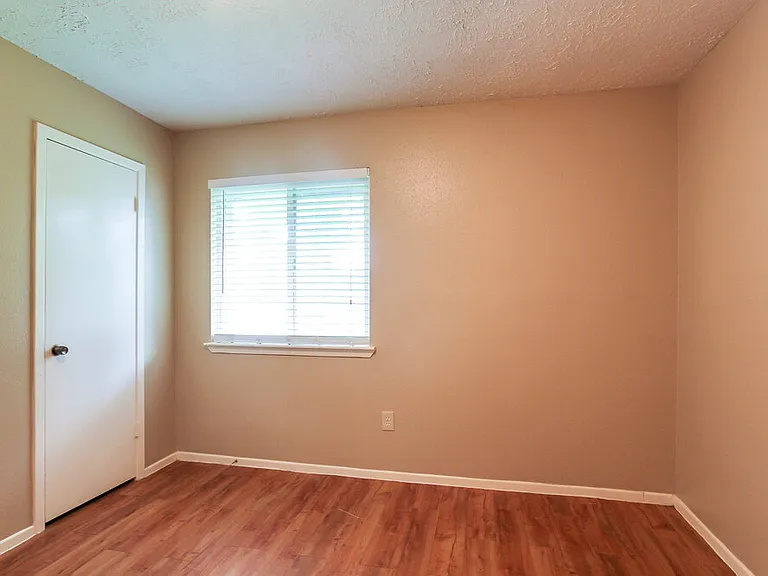 5327 Enchanted Timbers Dr — Photo 18