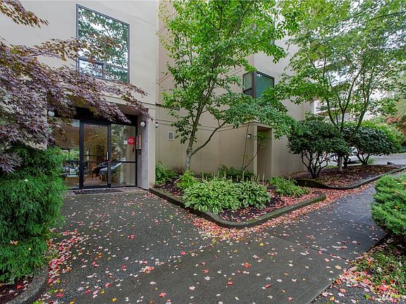 3rd image of 619 5th Ave W Unit 303
