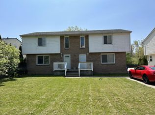 53 Pheasant Run Rd, Amherst, NY 14228