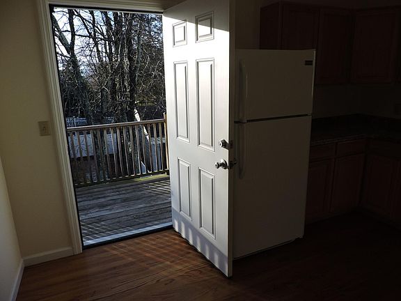 4th image of 51 Pocantico St #3214