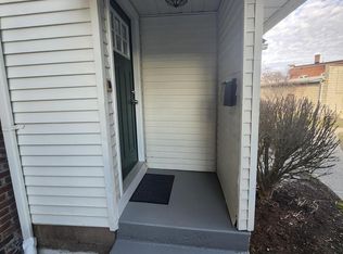 59 High St #59, Enfield, CT 06082