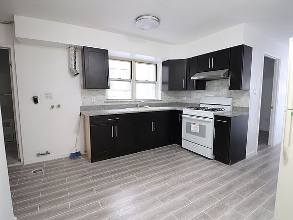 3rd image of 1308 81st St #1