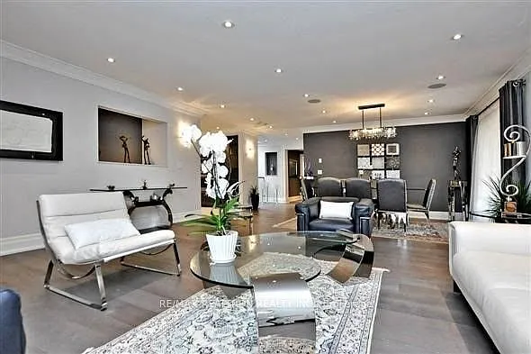 4 bed, $3,999 — Photo 4