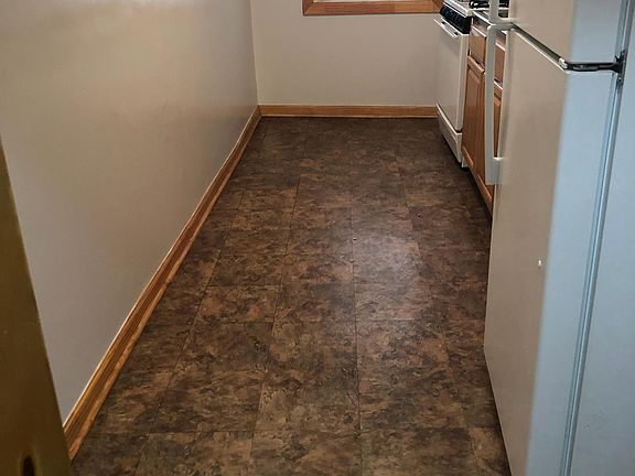 3rd image of 3315 Cruger Ave APT 1A