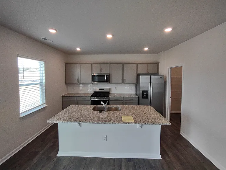 36 Spring Bloom Rd — Photo 9