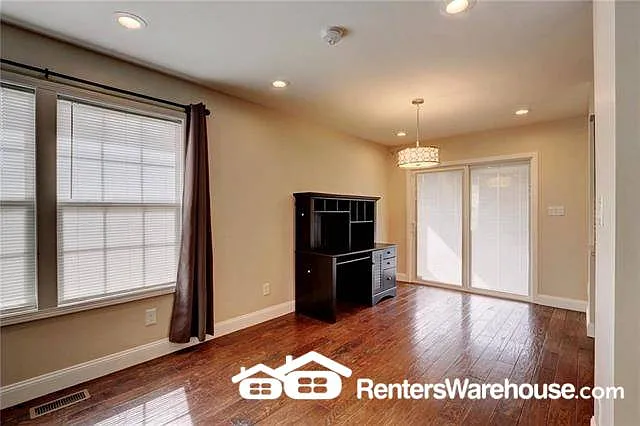 3836 Lloyd St — Photo 29