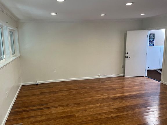 5th image of 3929 18th St