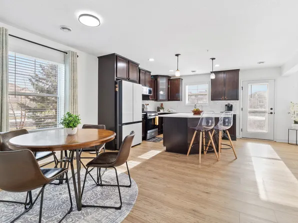 3428 Chestnut Ln, Eagan, MN 55123