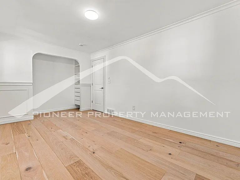 3167 S Emporia Ct — Photo 15