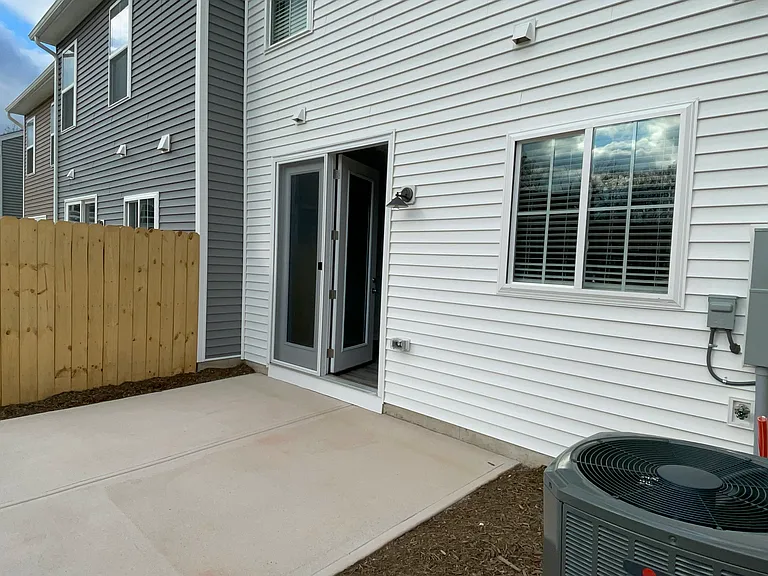 5512 Wenrich Dr #1 — Photo 19