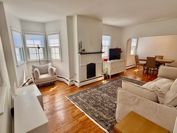228 Church St, Downingtown, PA 19335