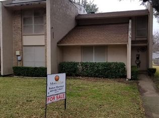 350 Valley Park Dr, Garland, TX 75043