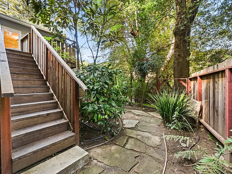 16 Iron Springs Rd — Photo 26