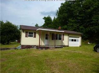 178 Old 2, Leon, WV 25123