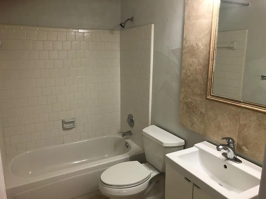 3 bed, 1788 sqft, $1,995 — Photo 2