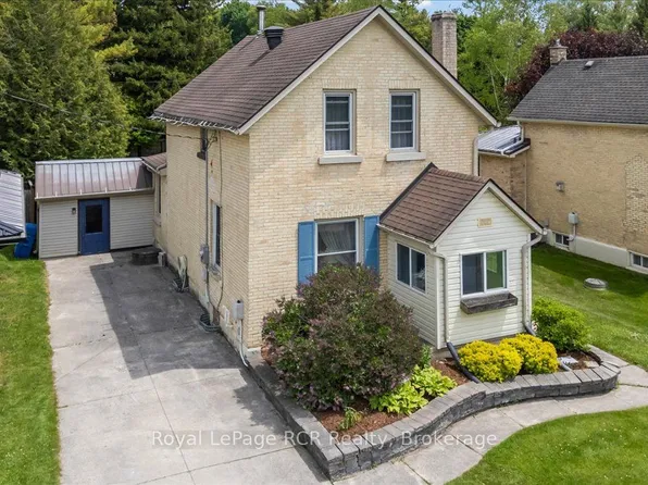 865 7th Ave, Hanover, ON N4N 2K3