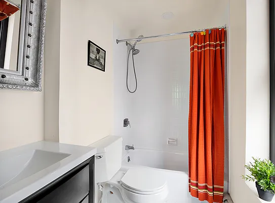 Sold by Compass | media 5