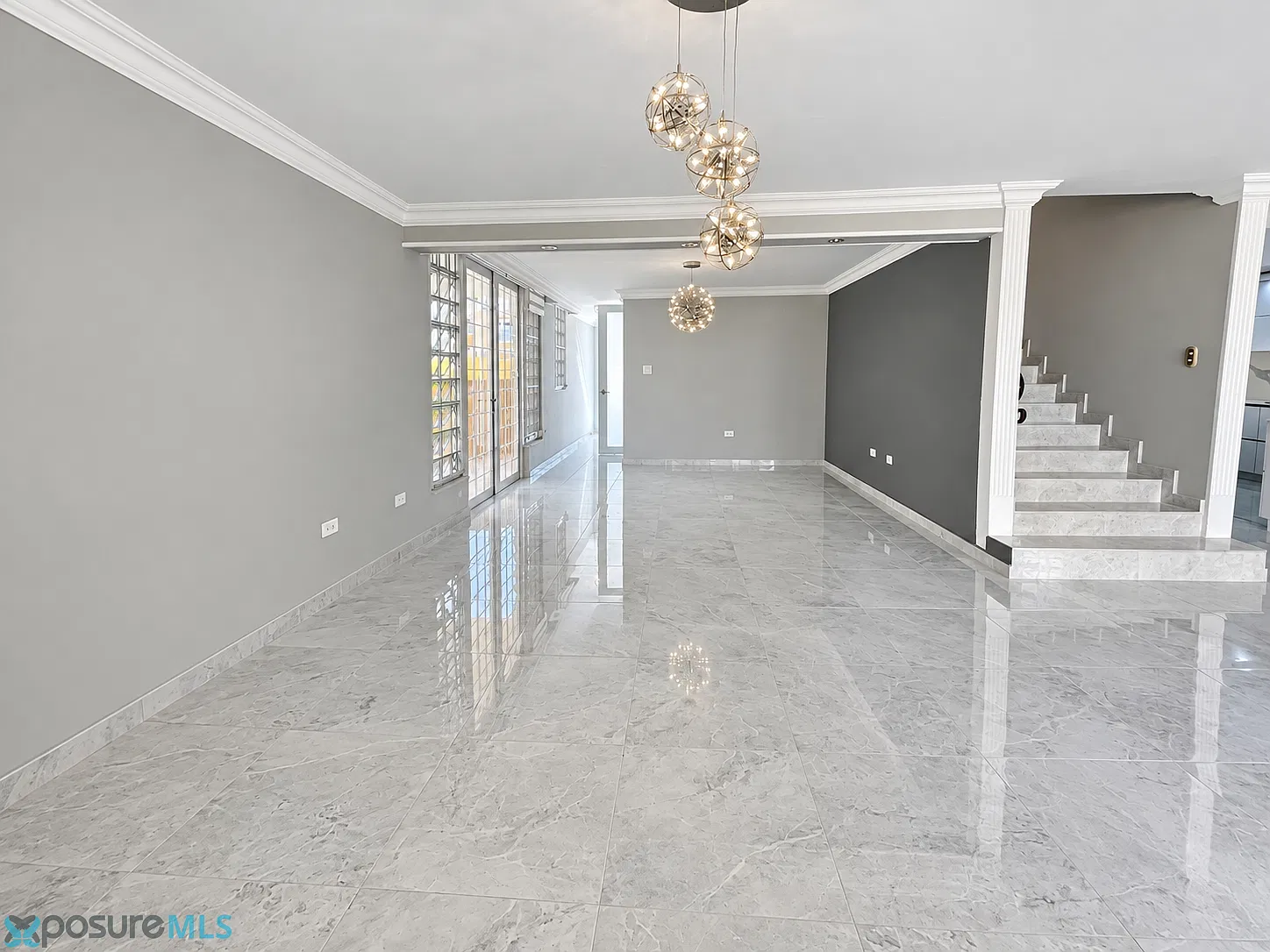 3 bed, 3.5 bath, 2500 sqft, $3,000 — Photo 3
