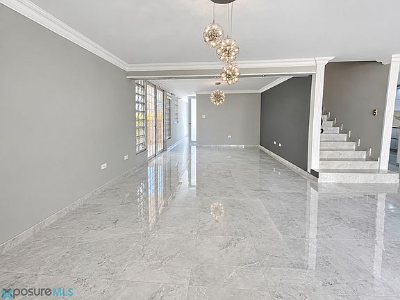 3rd image of 42 Paseo #42