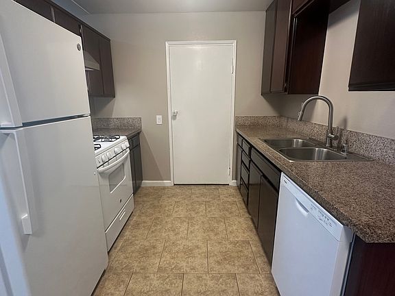 5th image of 16645 Valencia Ave #2A