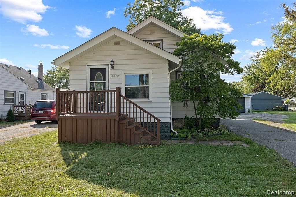 1418 Beatrice St Westland MI 48186 Zillow