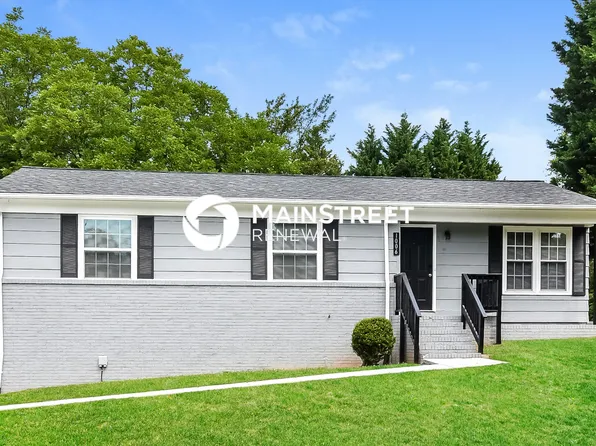 1006 Sumner Ct, Thomasville, NC 27360