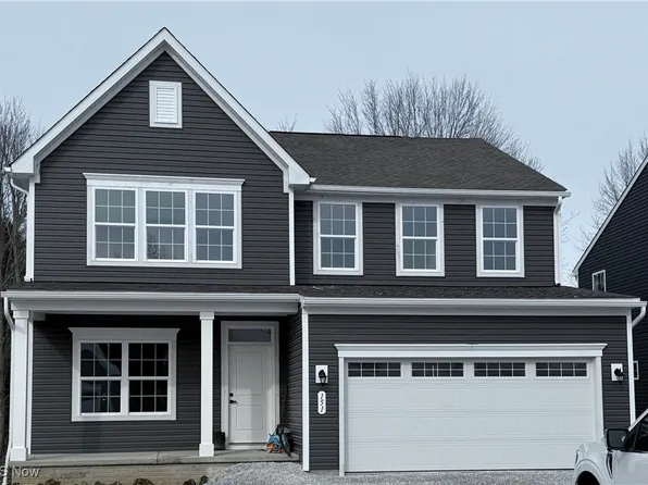 151 High Fox Dr, Chardon, OH 44024