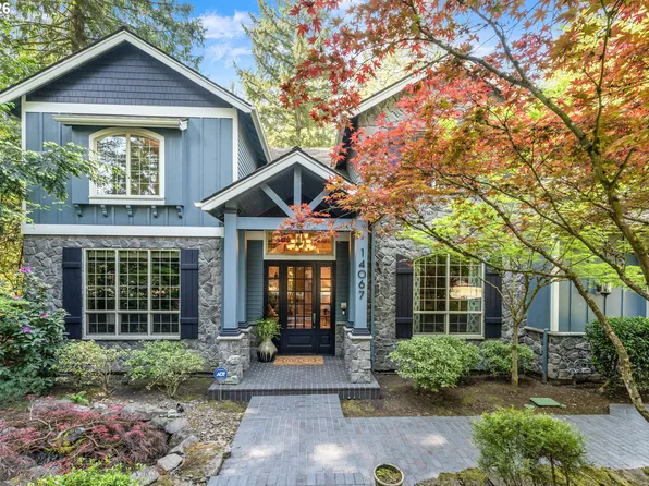 14067 Goodall Rd, Lake Oswego, OR 97034