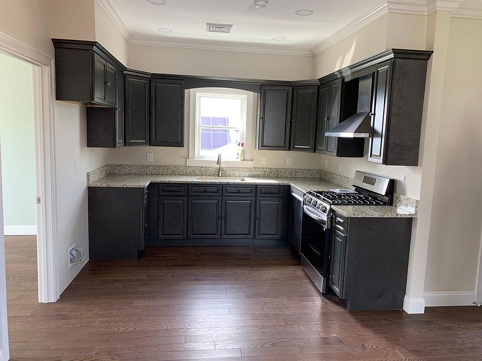 1st image of 214 Chace Ave #2