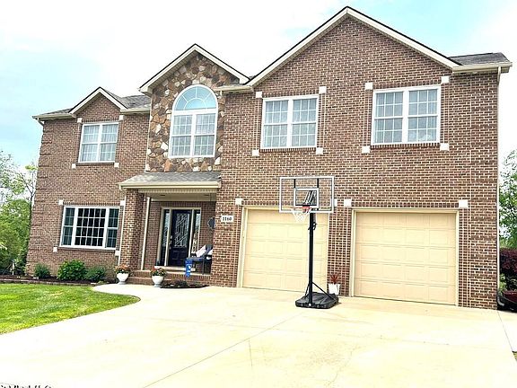 2nd image of 1160 Broad Leaf Dr