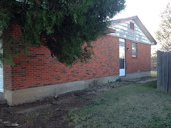5th image of 2340 NW 46th St