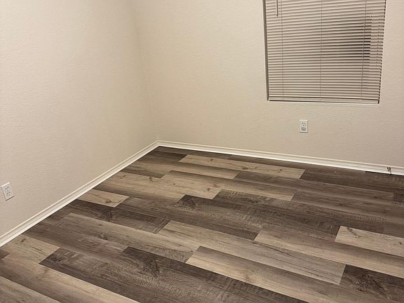 3rd image of 131 Coopwood Ave