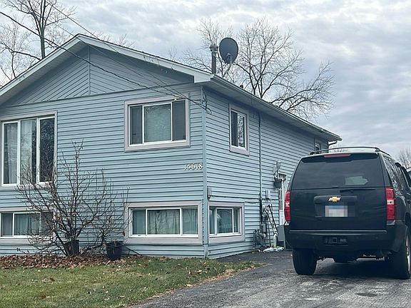 2nd image of 15618 Laramie Ave