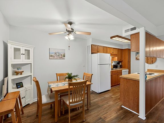 5th image of 226 Sea Cloud Cir #226