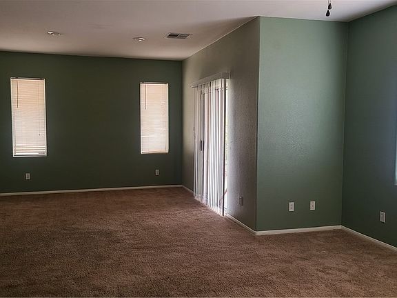3rd image of 1373 Winters Run Ave