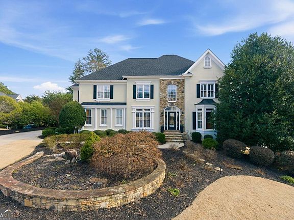 3rd image of 200 Azalea Cove Ln