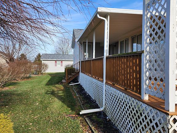 5th image of 95 Ada Ln