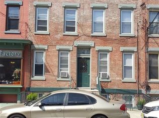364 8th St APT 1R, Jersey City, NJ 07302