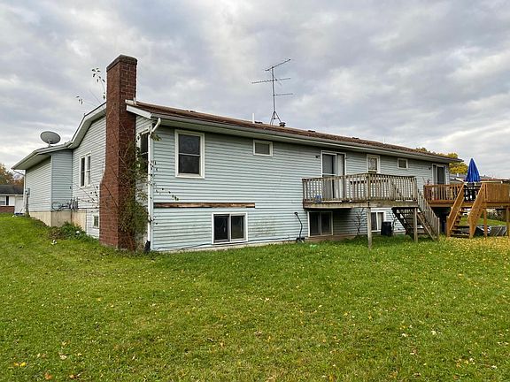 2nd image of 2271 Countrywood Dr SE
