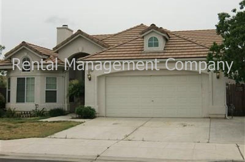 1st image of 2955 E Deyoung Dr