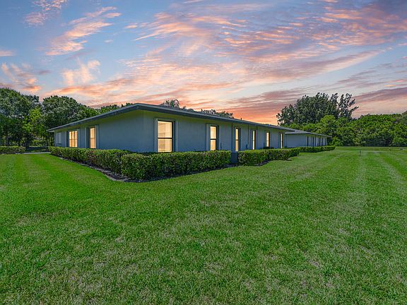 2nd image of 1763 S Dovetail Drive