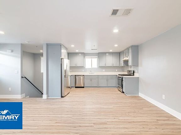 4th image of 814 N Wilmington Blvd