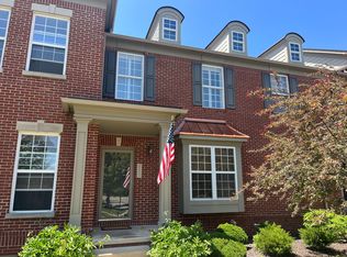 49802 Potomac Rd, Canton, MI 48188